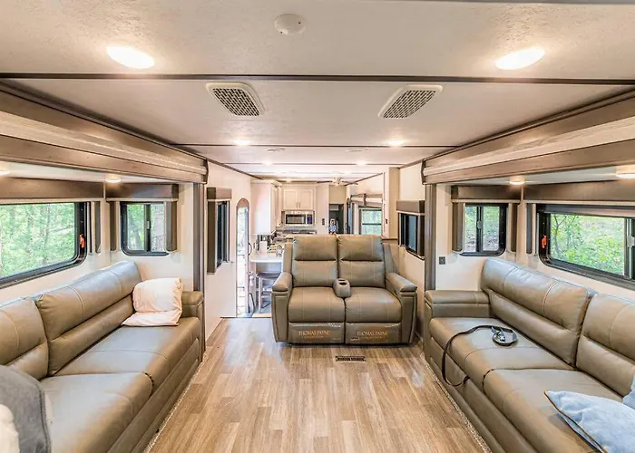 Luxury Glamper Retreat 14 Forest Site Camping *