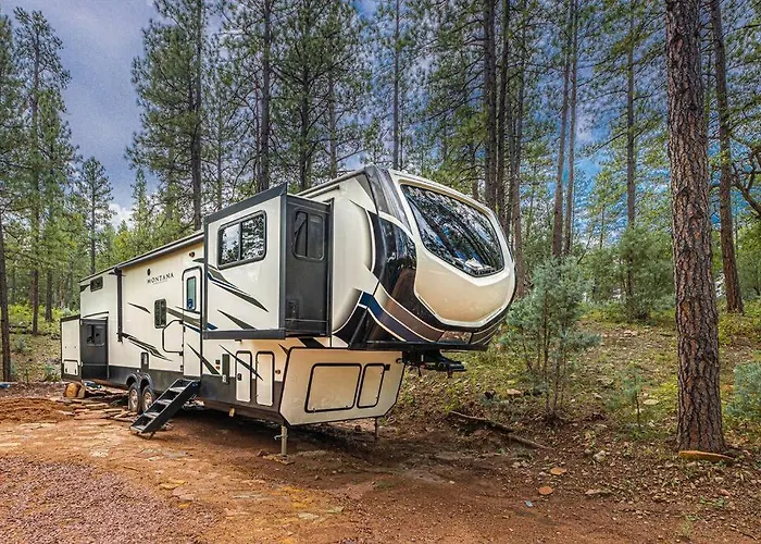Camping Luxury Glamper Retreat 14 Forest Site *